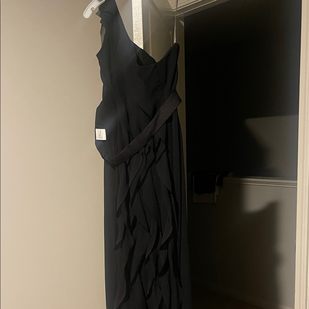 Vera Wang Black One-Shoulder Dress